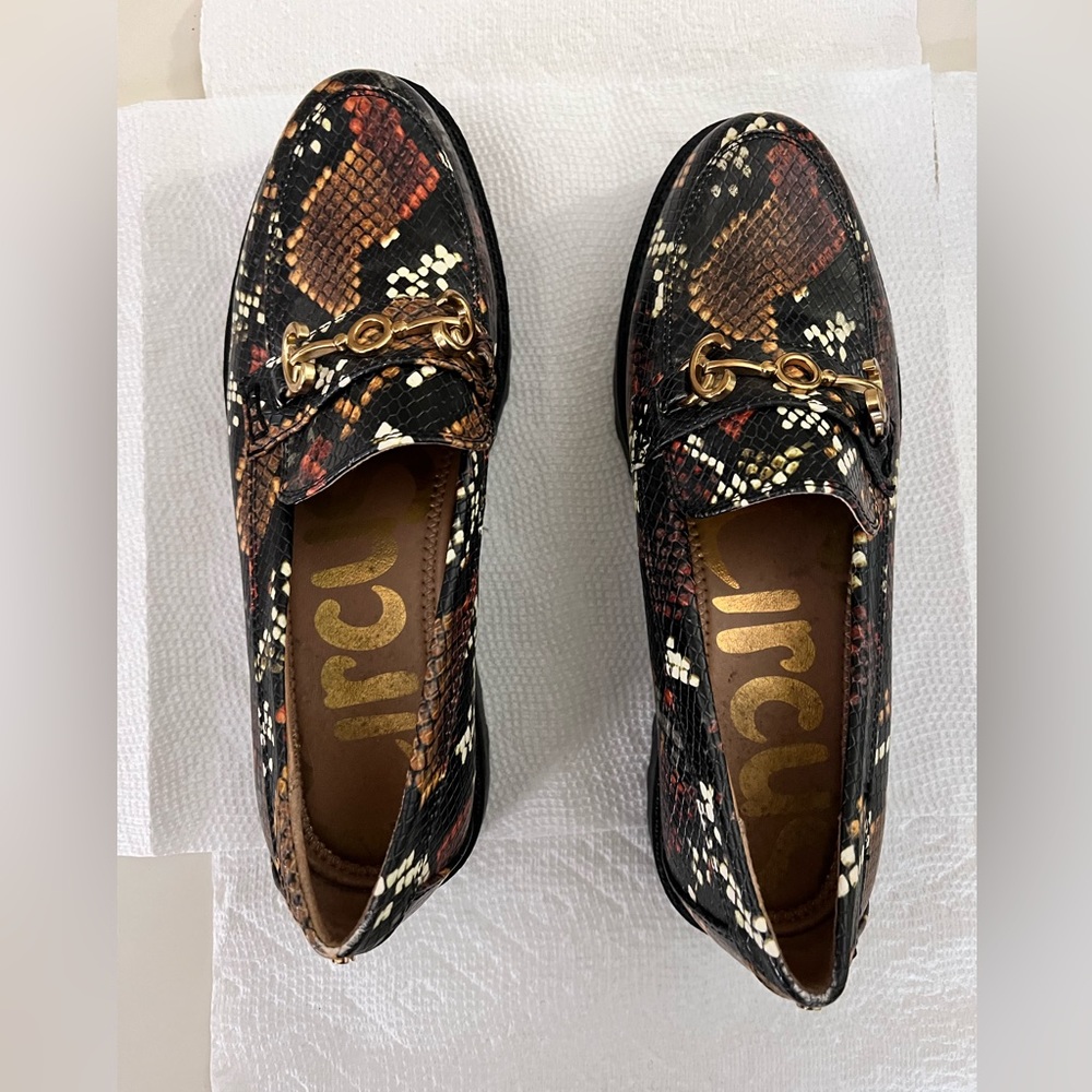 Circus brand shoes worn one time.